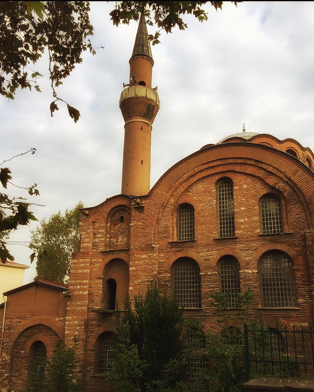 KALENDERHANE CAMİİ - KABAHATLER ALENİ, SEVAPLAR GİZLİ