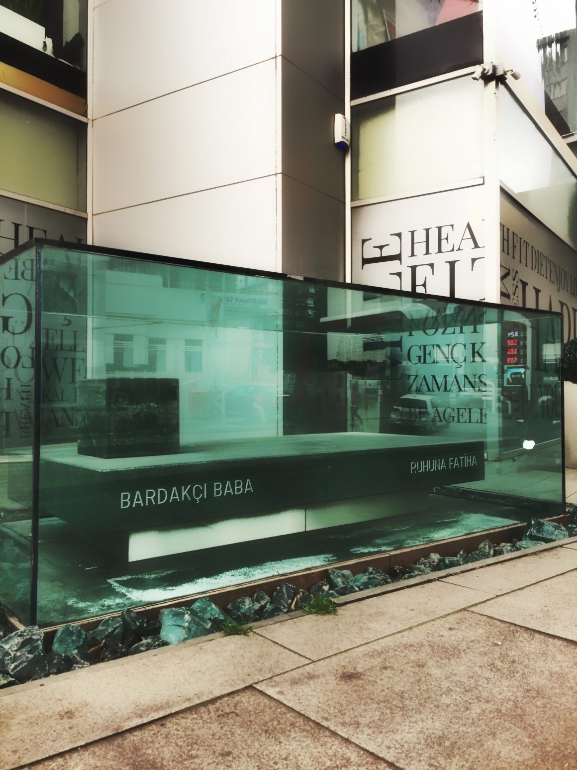 PLAZA DEVRİ YATIRI BARDAKÇI BABA 