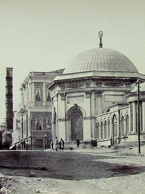 Gavur Padişah ile Pehlivan Padişah Türbeleri