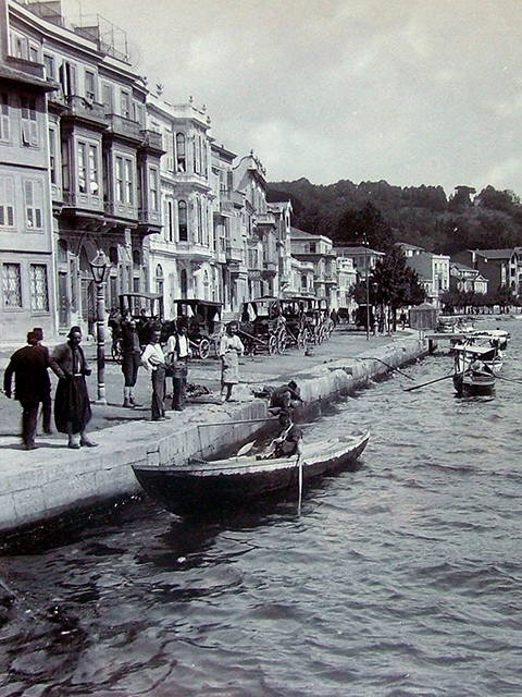 Mazisi İle Yaşayan Unutulmaya Yüz Tutmuş Bir Boğaz Köyü Büyükdere