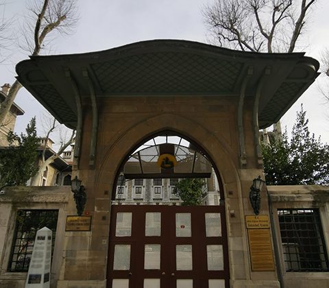 Büyük Utançtan Aydınlık Yarınlara Açılan Muhteşem Kapı